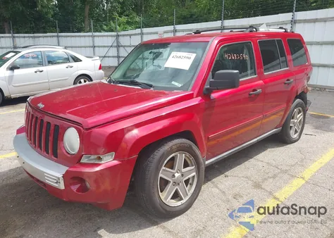 2007 Jeep Patriot Limited z USA, uszkodzony, nr VIN 1J8FF48W47D299898